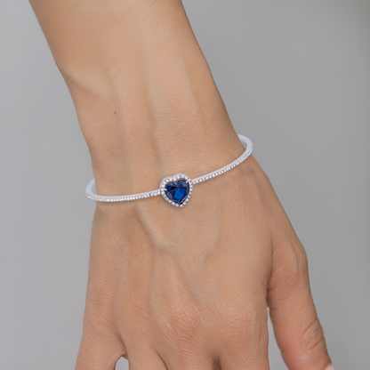 18K White Gold Heart Stone Bracelet